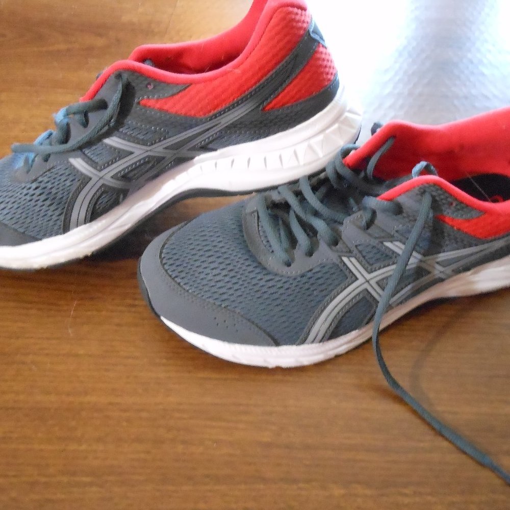 Avia Size 9 EXTRA Wide Men's Sneakers - Worn Once